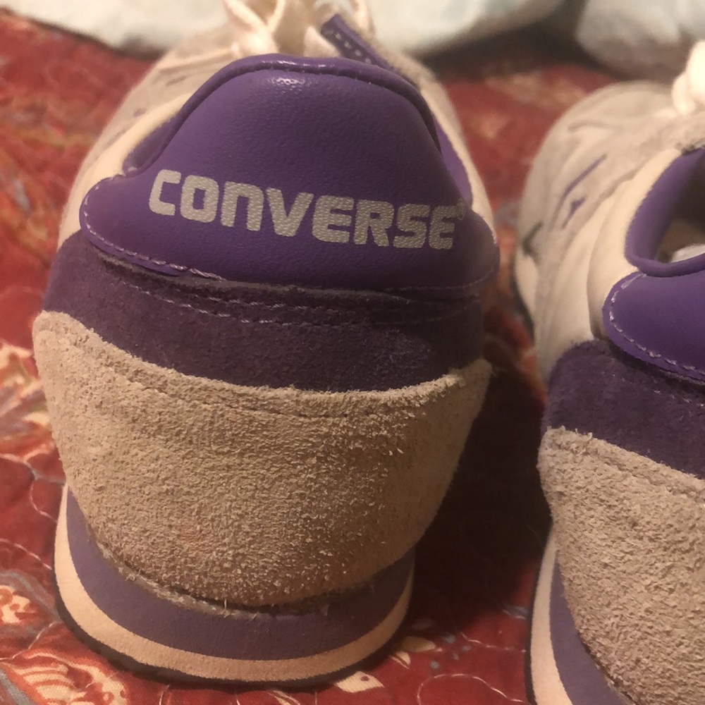 Never worn 1970’s vintage Converse running shoes. - Picture 10 of 16